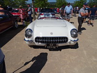 Chevrolet Corvette C1, decapotable blanche (de 1953) (prise a Amberieux, France, 2016) (01)